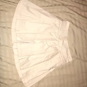 Pleated Beige skirt wth pockets